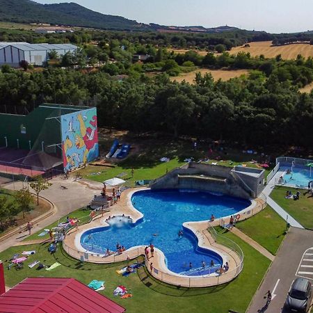 Camping Iratxe Ciudad De Vacaciones Ayegui Esterno foto